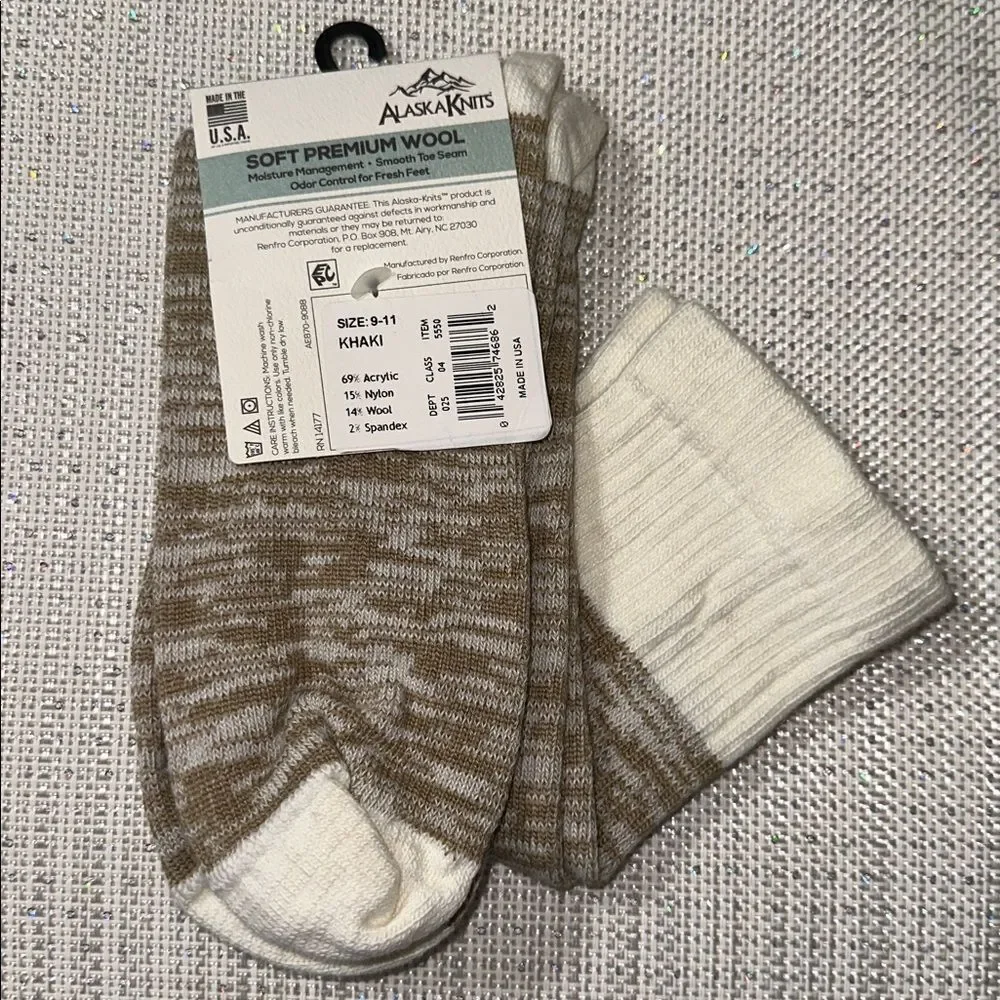 Alaska Knits Khaki Ivory Heather Traditional Wool Blend Knit Knee High Socks